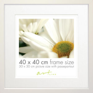 Amanda White Box 40x40